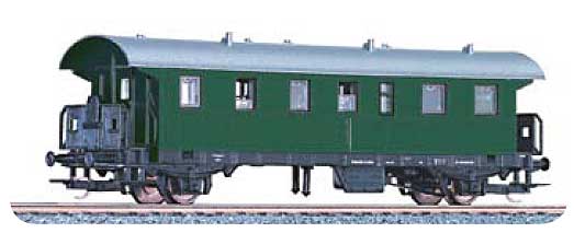 Passenger car 2nd class (completely redesigned model)<br /><a href='images/pictures/Tillig/13010.jpg' target='_blank'>Full size image</a>